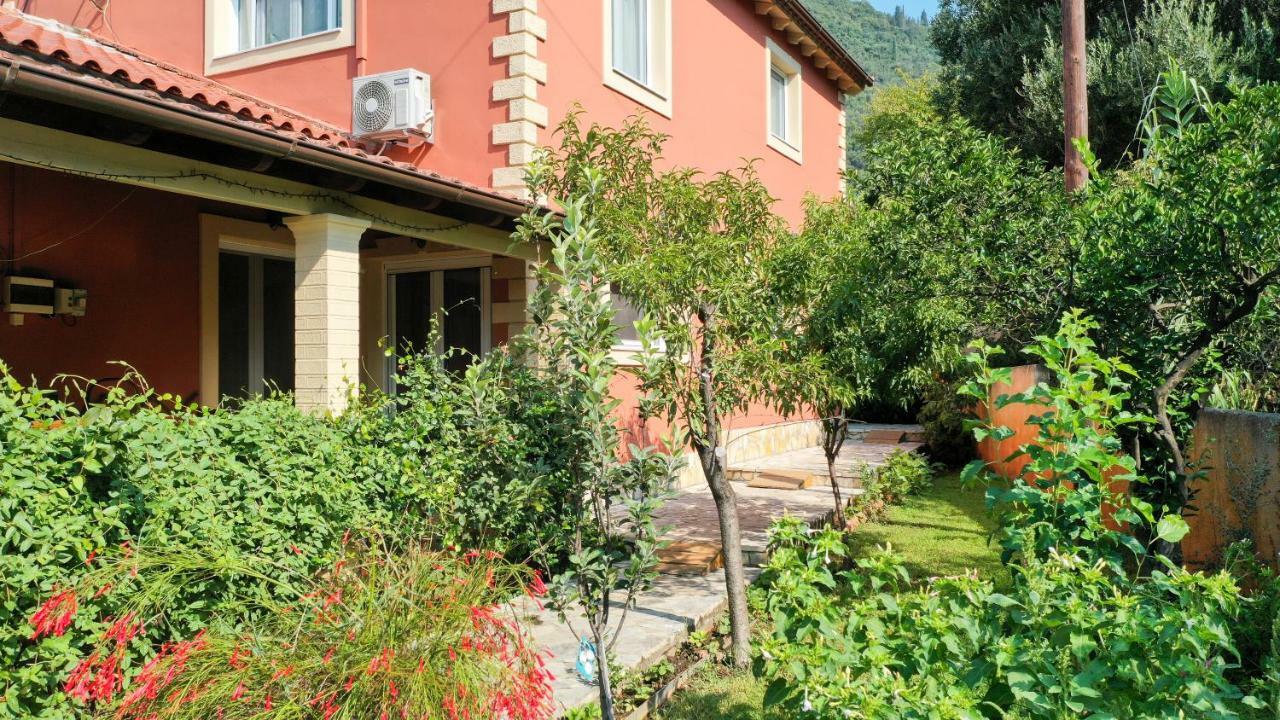 George's Sweet N' Cozy Maisonette In Corfu 公寓 *